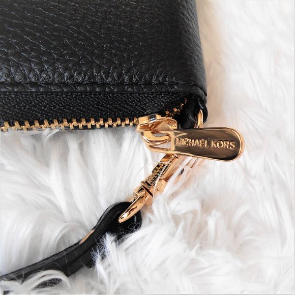 Michael Kors Large Flat MF Phone Case Black - Picture 12 of 14